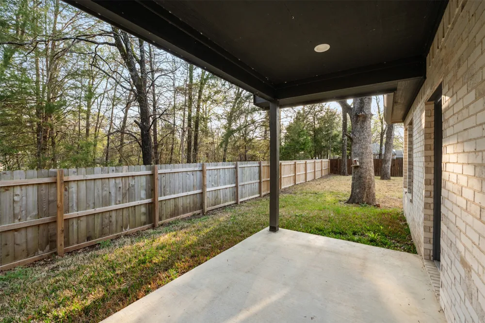 145 Barcelona Street Payne Springs, TX 75156