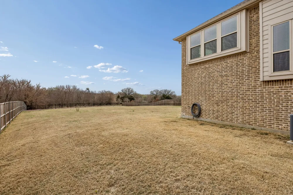 11551 Tanager Lane Cross Roads, TX 76227