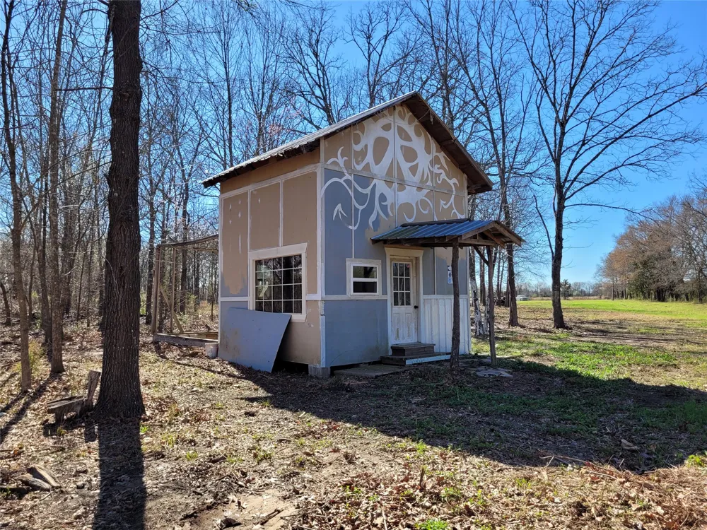 County Road 2140 Detroit, TX 75436