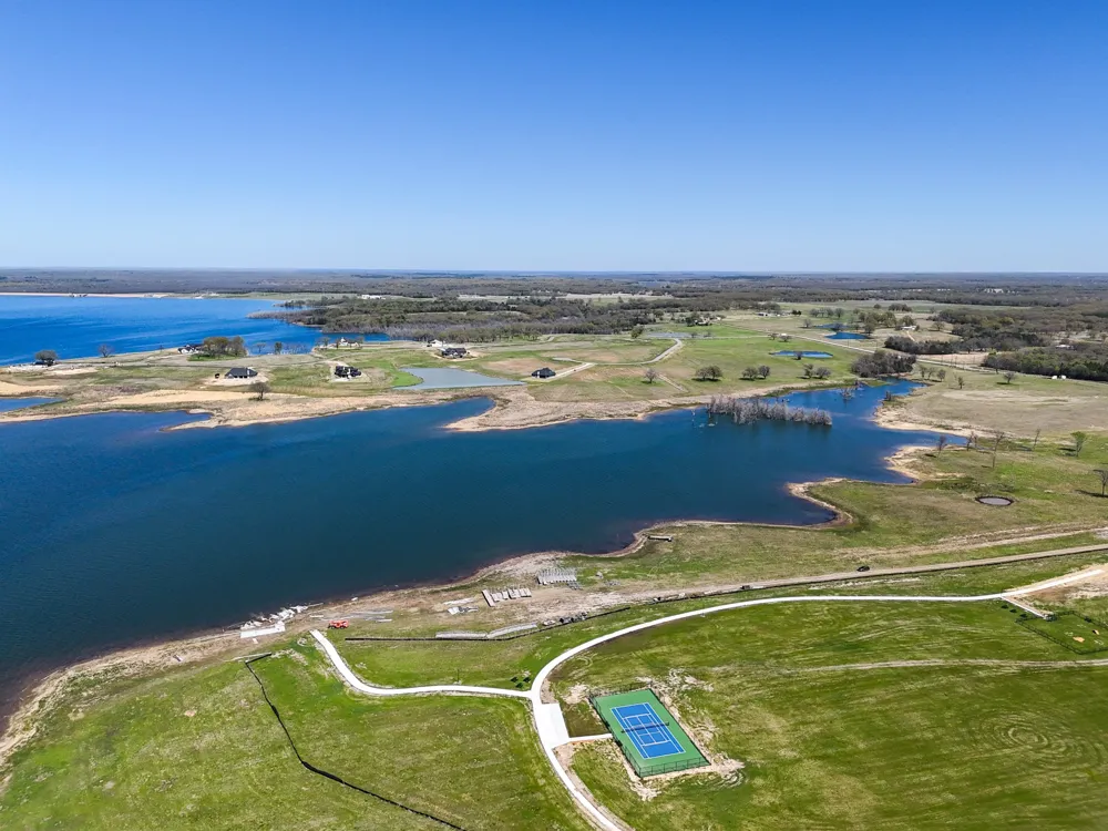 330 Lakewood Lane Honey Grove, TX 75446