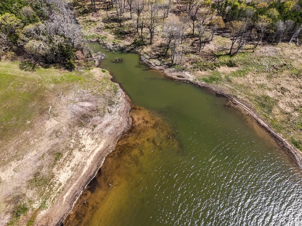330 Lakewood Lane Honey Grove, TX 75446