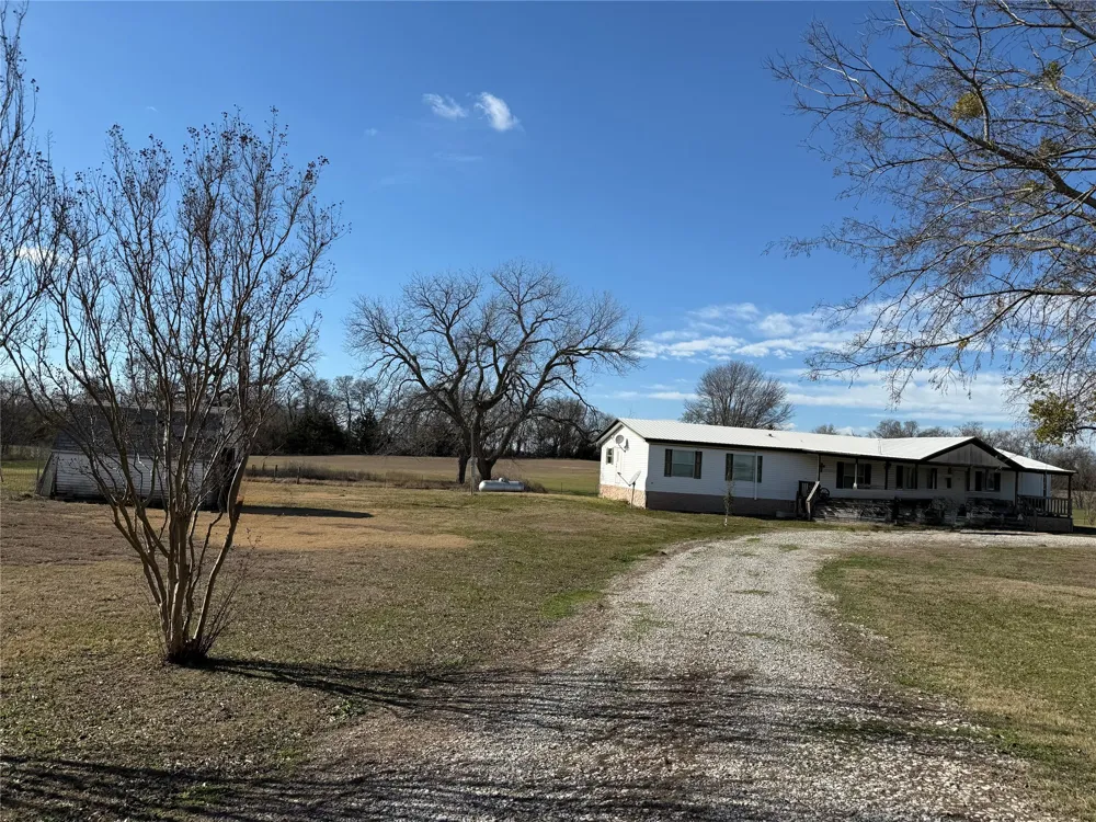 7187 County Road 1037 Blue Ridge, TX 75424