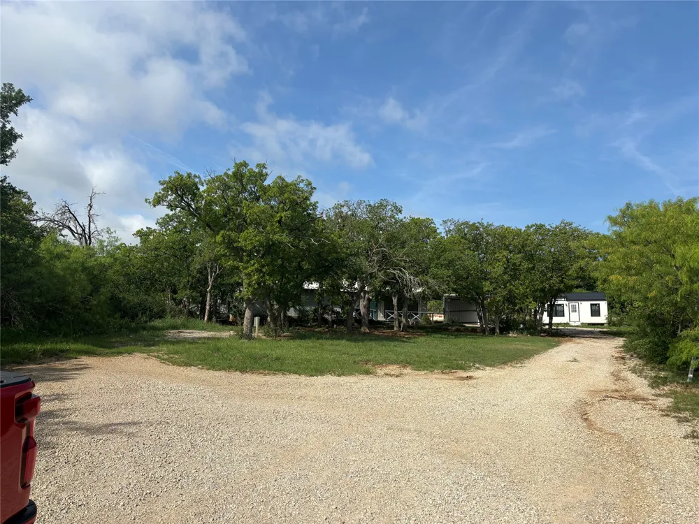 345 salisbury Street Jacksboro, TX 76458
