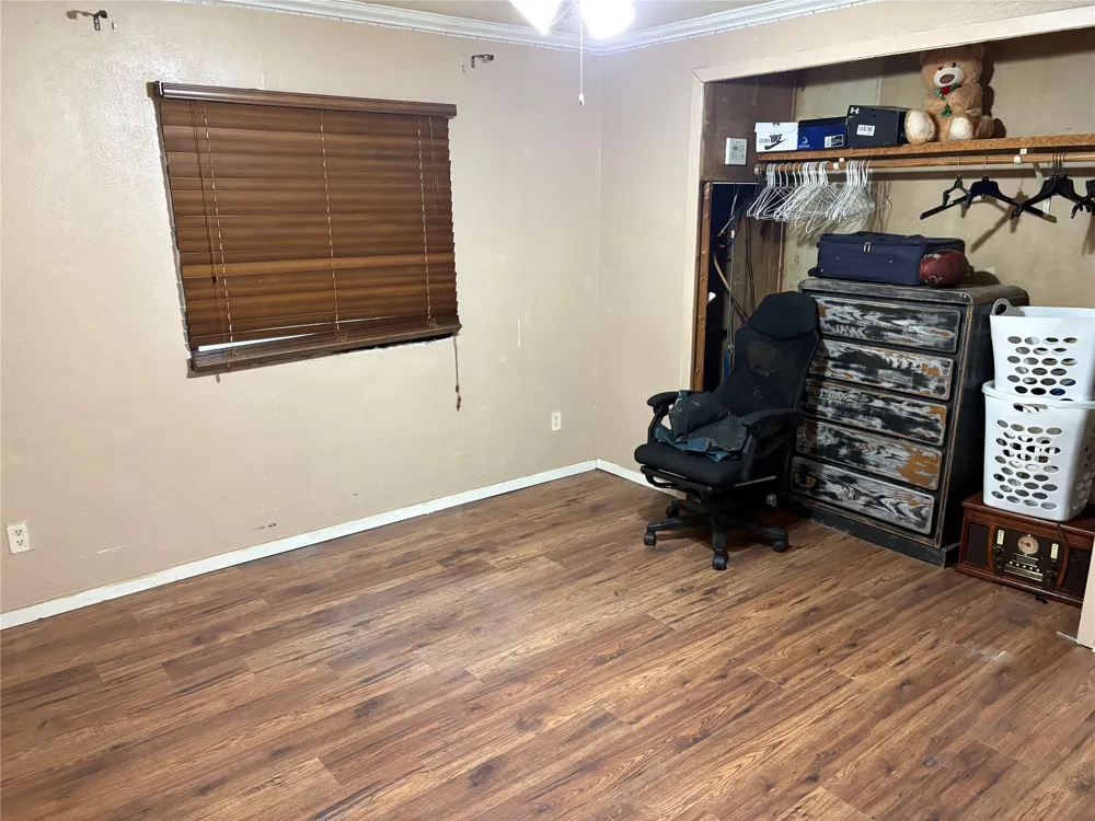 345 salisbury Street Jacksboro, TX 76458