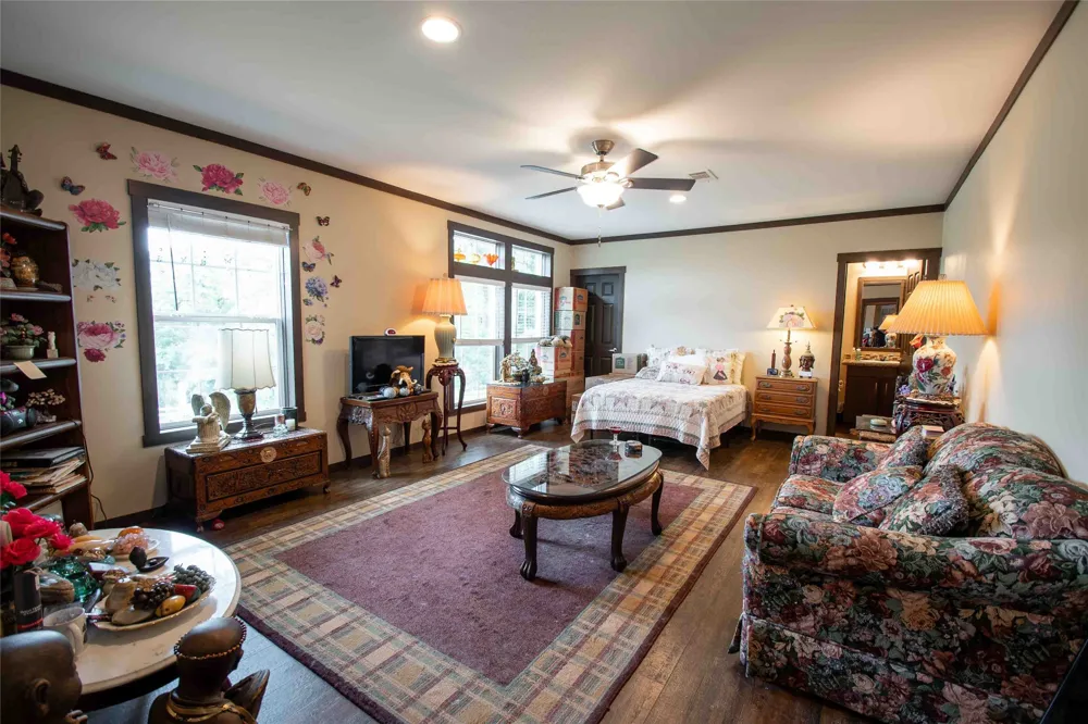 1062 Hickory Hills Drive Murchison, TX 75778