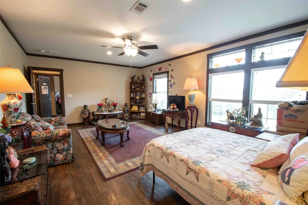 1062 Hickory Hills Drive Murchison, TX 75778