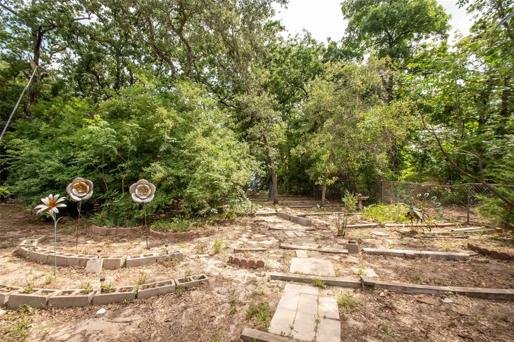 1062 Hickory Hills Drive Murchison, TX 75778