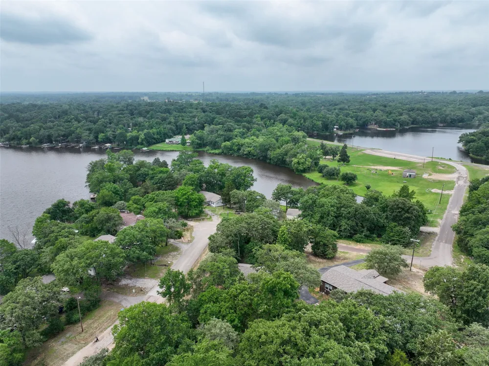 1062 Hickory Hills Drive Murchison, TX 75778