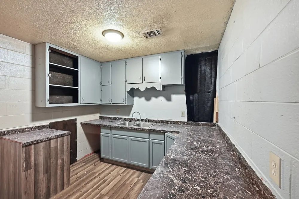 508 Kenneth Ave S Monahans, TX 79756