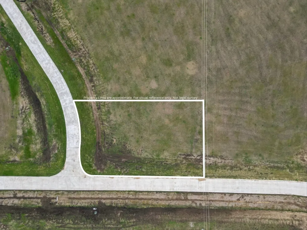 Bovine Court Oak Leaf, TX 75154