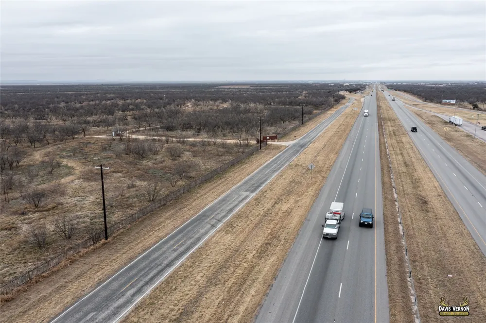 10737 i-20 W Clyde, TX 79510