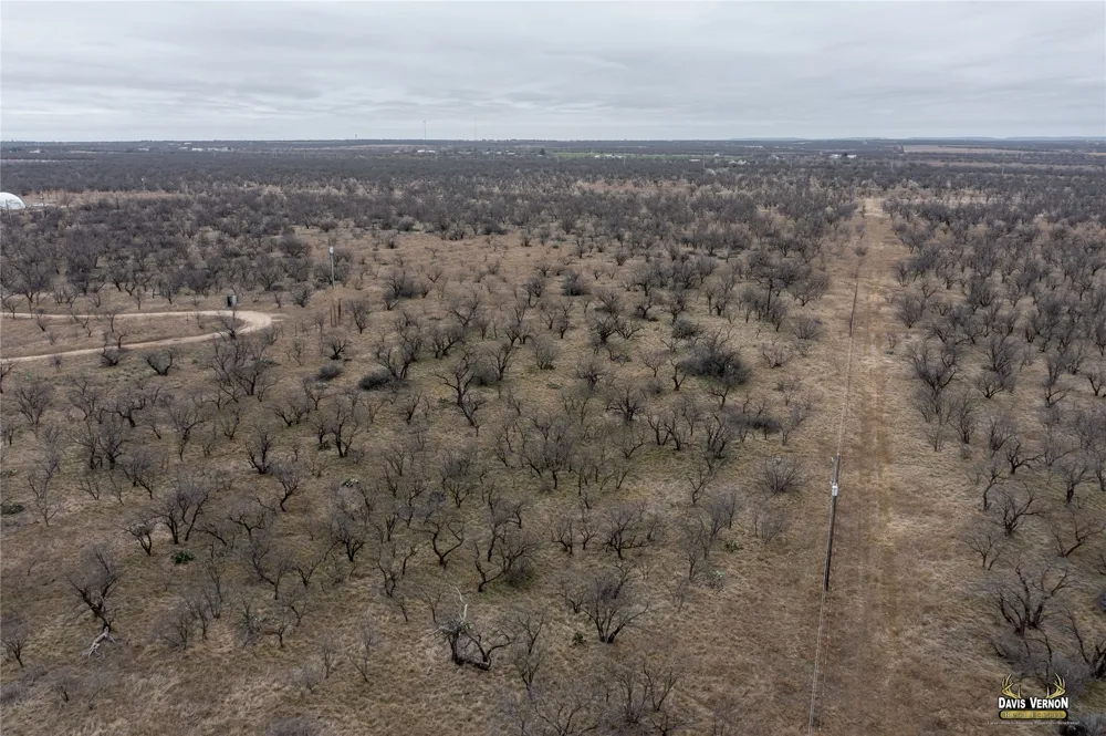 10737 i-20 W Clyde, TX 79510