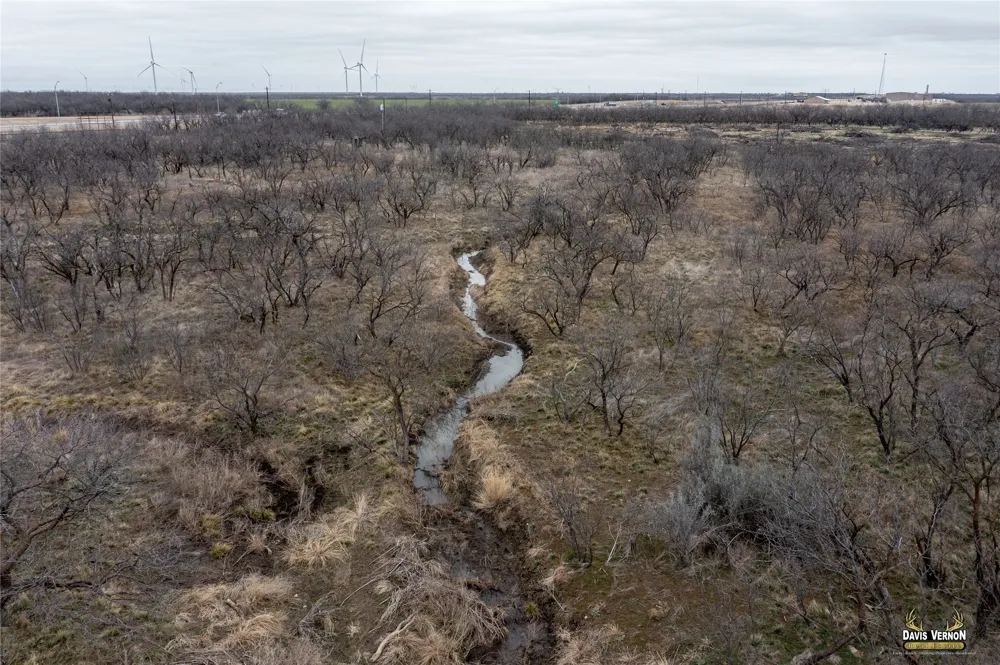 10737 i-20 W Clyde, TX 79510