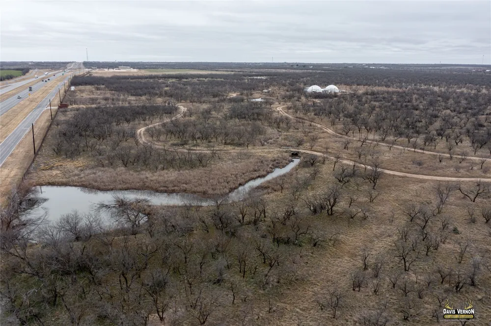 10737 i-20 W Clyde, TX 79510