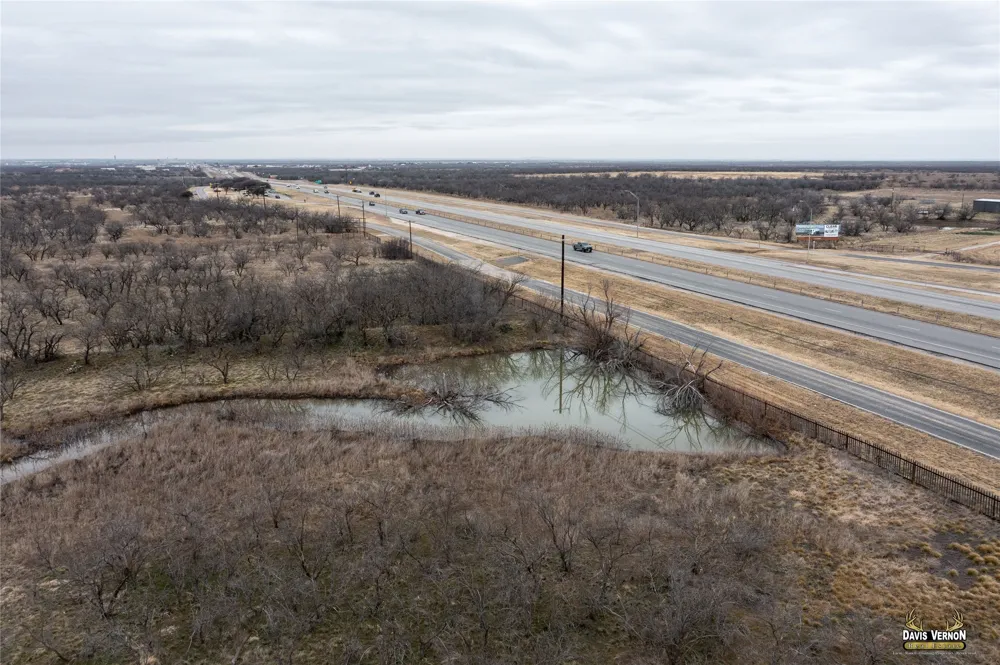 10737 i-20 W Clyde, TX 79510
