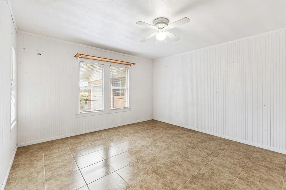 195 County Road 852 Donie, TX 75838