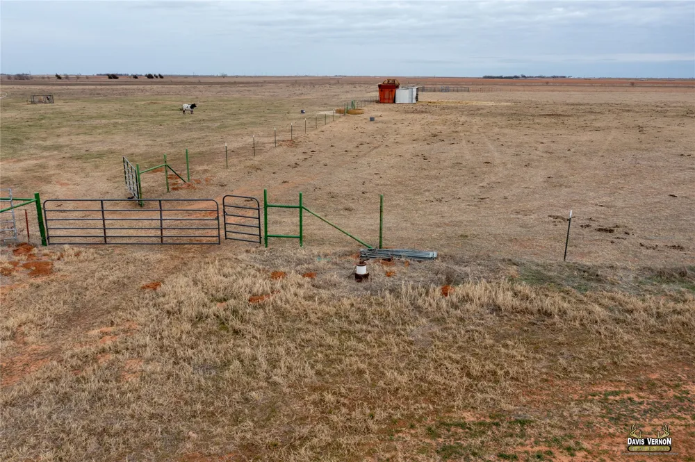 3 CR 4354 Munday, TX 76371