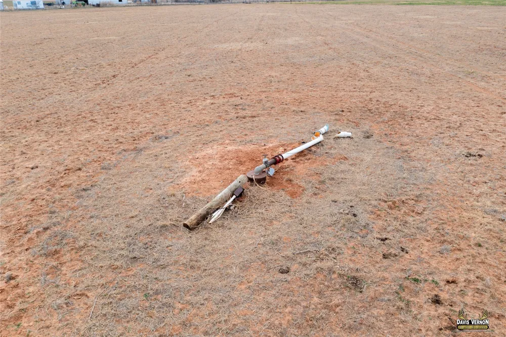 4 CR 4354 Munday, TX 76371