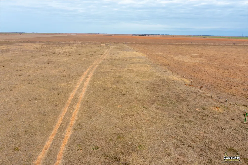 4 CR 4354 Munday, TX 76371