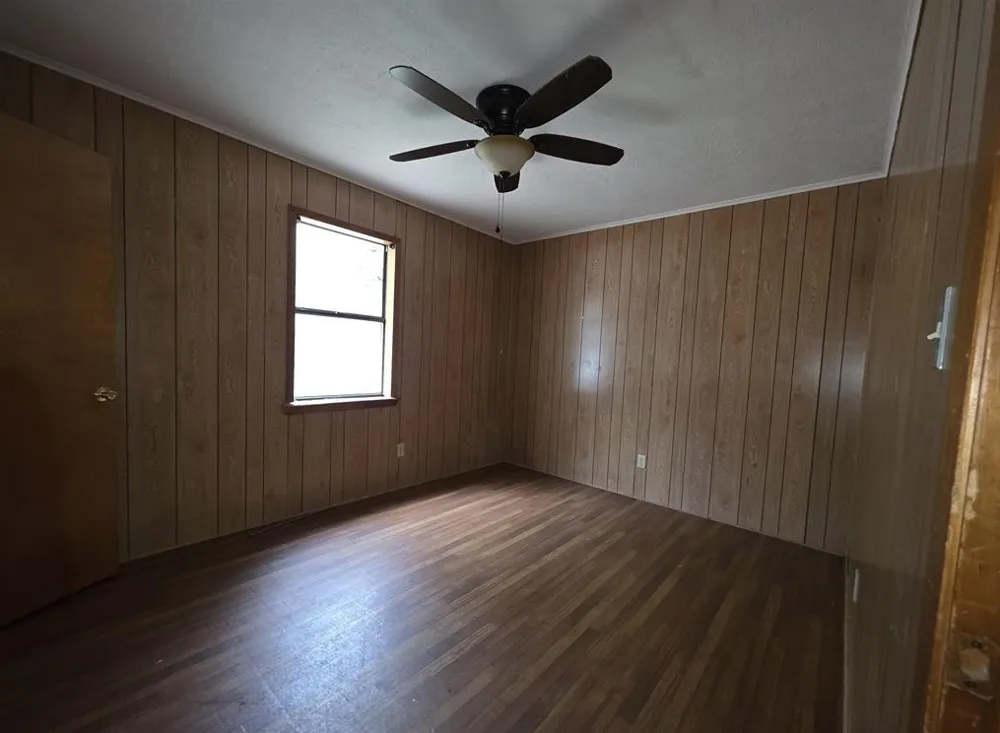 1886 Opossum Rd Pittsburg, TX 75686