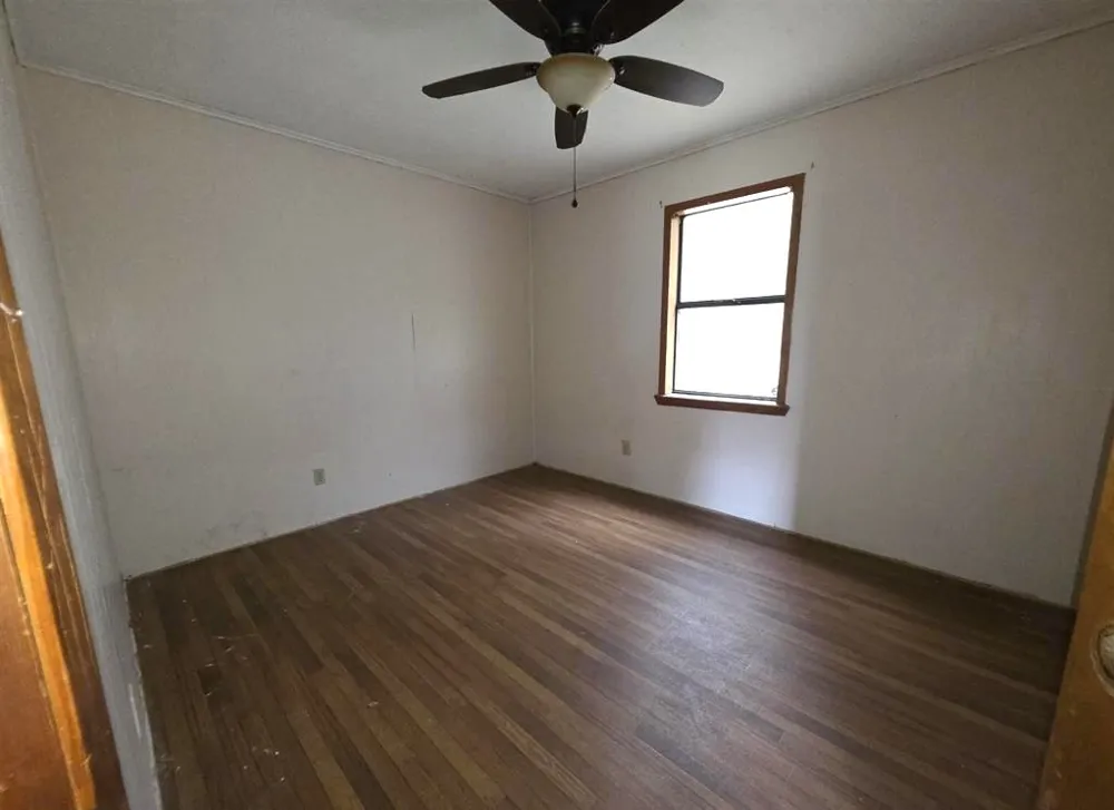 1886 Opossum Rd Pittsburg, TX 75686