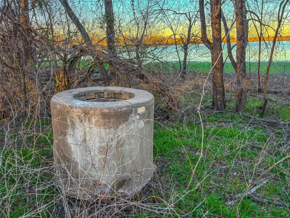 Round Hall Road Holland, TX 76534