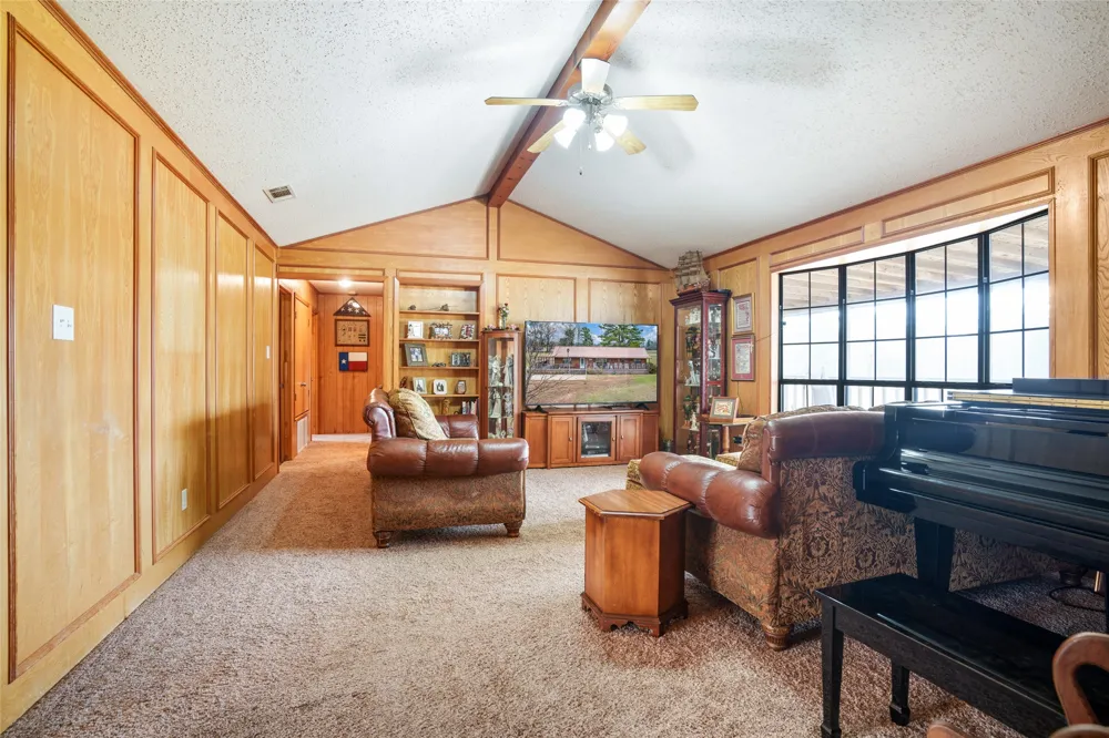 2964 FM 2120 Bagwell, TX 75412