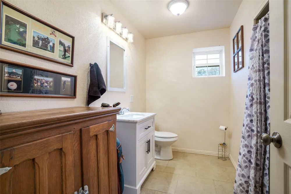 2964 FM 2120 Bagwell, TX 75412