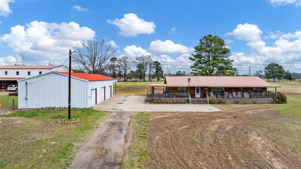 2964 FM 2120 Bagwell, TX 75412