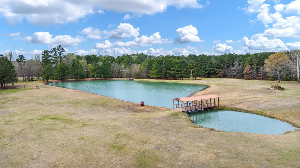 2964 FM 2120 Bagwell, TX 75412