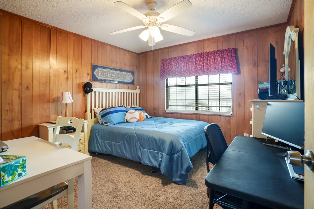 2964 FM 2120 Bagwell, TX 75412