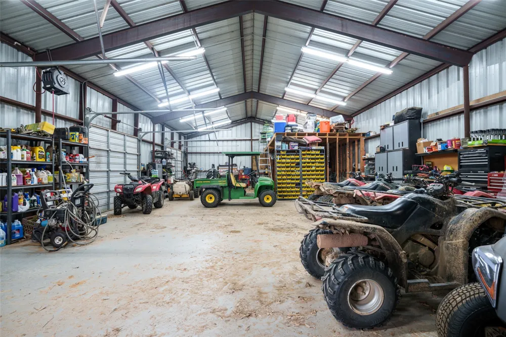 2964 FM 2120 Bagwell, TX 75412