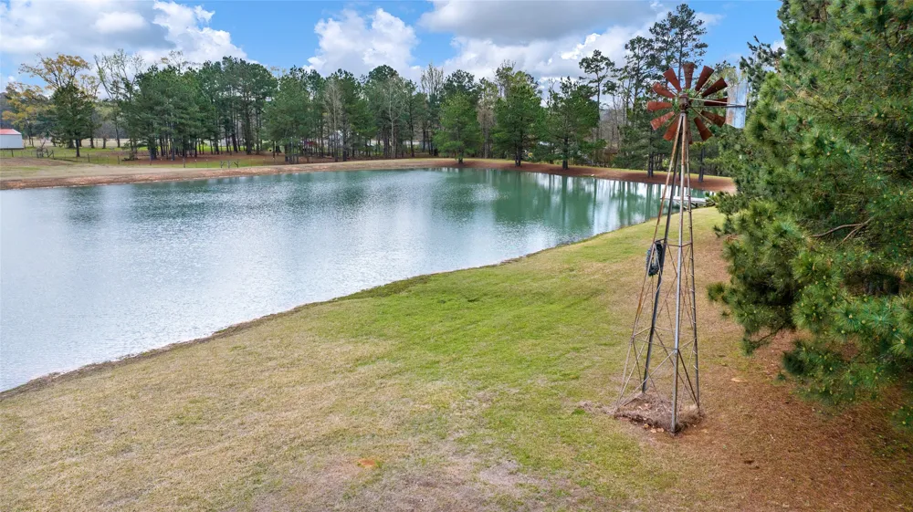 2964 FM 2120 Bagwell, TX 75412