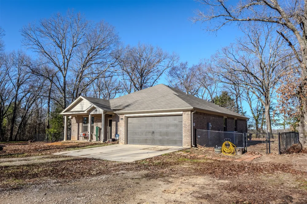 8676 State Highway 19 Edgewood, TX 75117