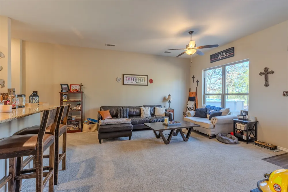 8676 State Highway 19 Edgewood, TX 75117
