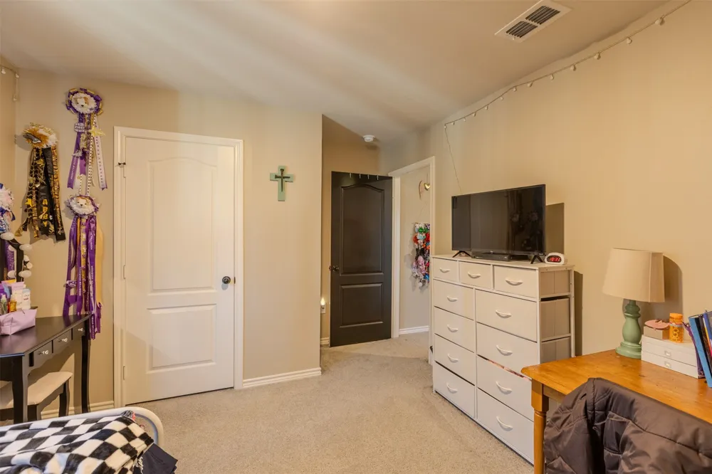 8676 State Highway 19 Edgewood, TX 75117
