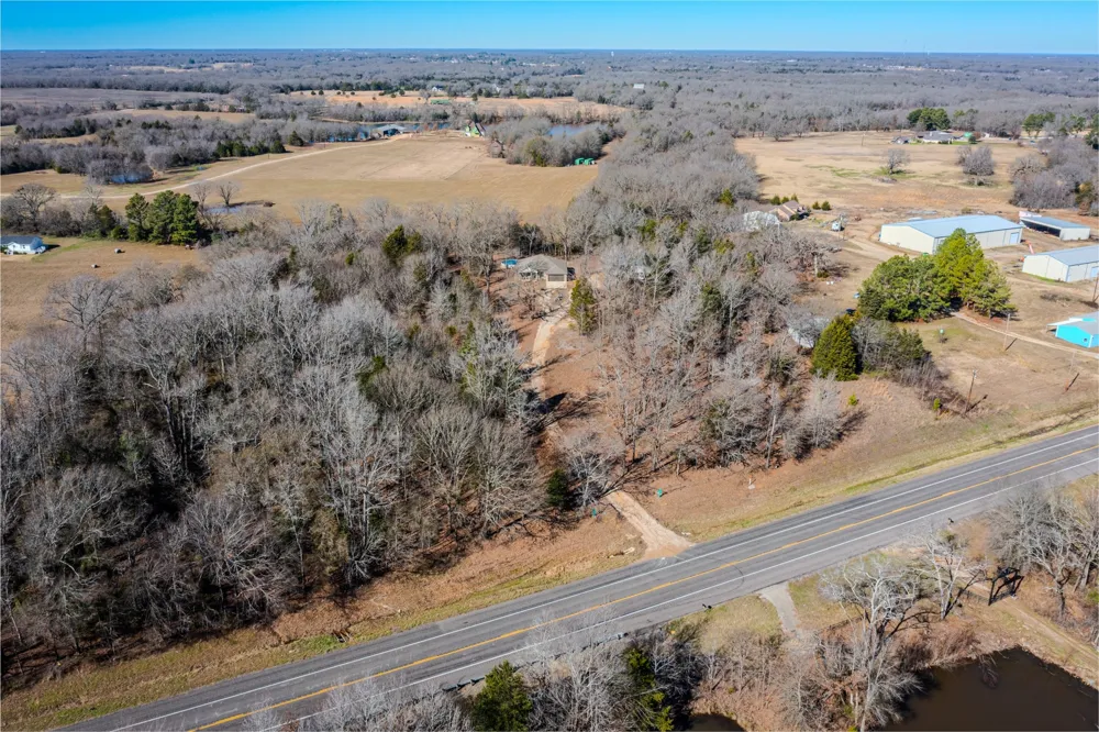 8676 State Highway 19 Edgewood, TX 75117