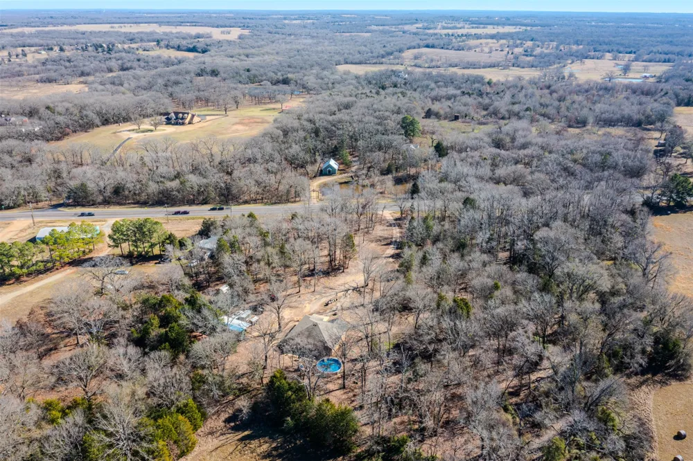 8676 State Highway 19 Edgewood, TX 75117