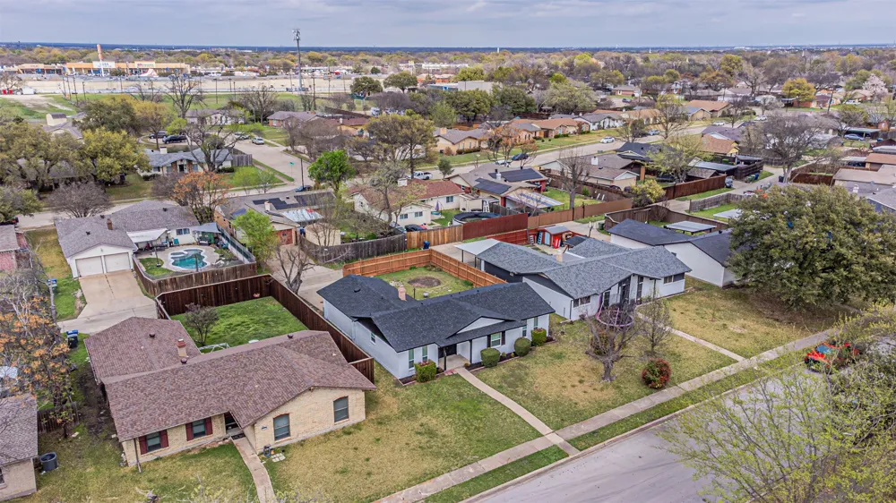 1509 Crockett Street Garland, TX 75042
