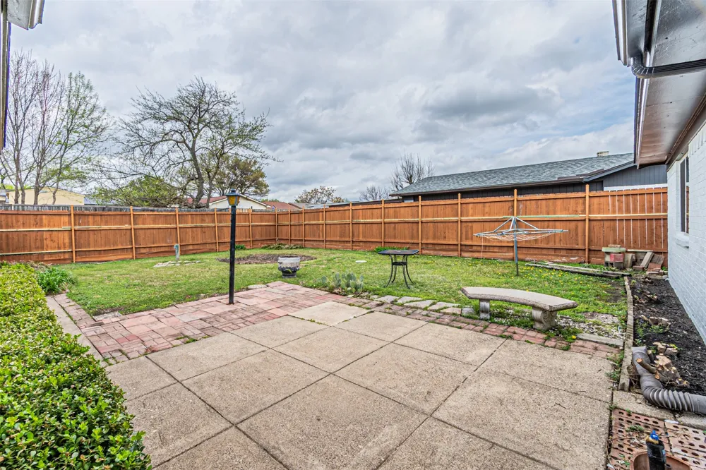 1509 Crockett Street Garland, TX 75042