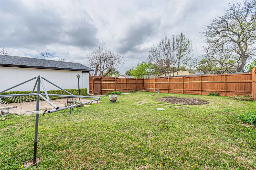 1509 Crockett Street Garland, TX 75042