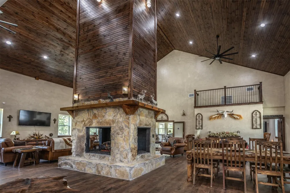 240 Magnolia Bennington, OK 74723