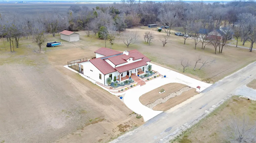 3233 Francisco Bay Drive Kerens, TX 75144