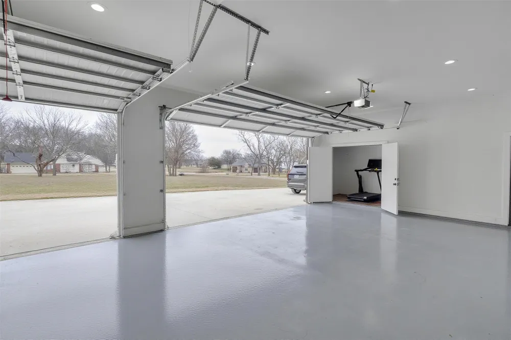 3233 Francisco Bay Drive Kerens, TX 75144