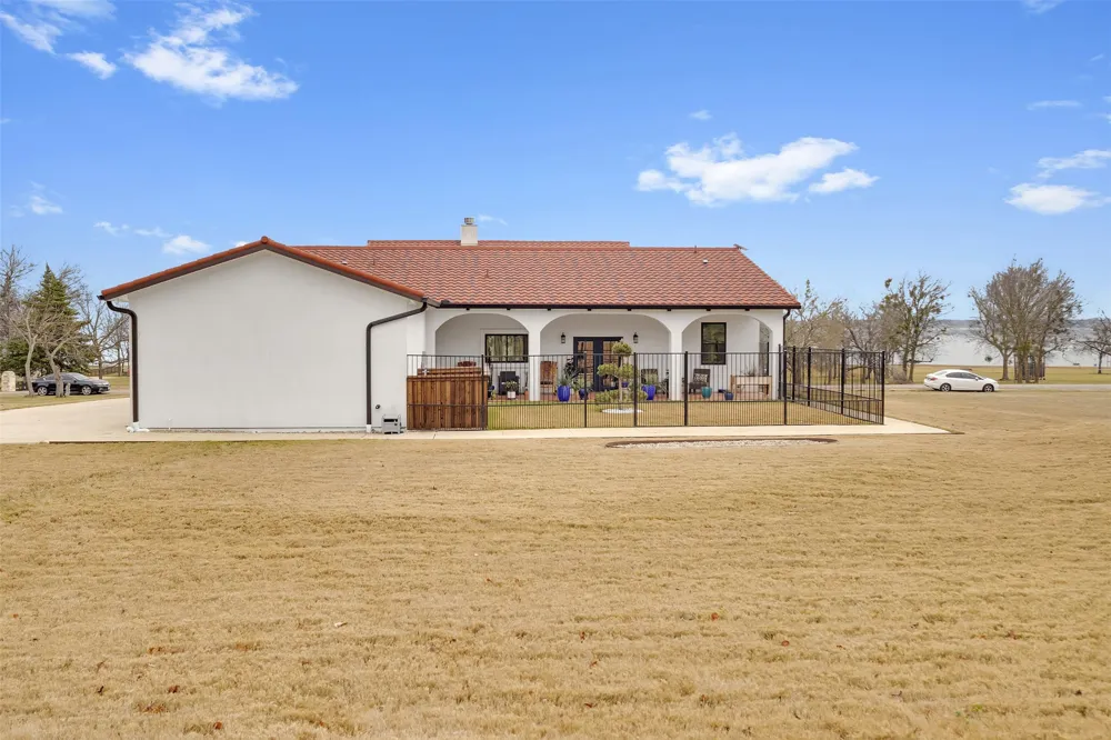 3233 Francisco Bay Drive Kerens, TX 75144