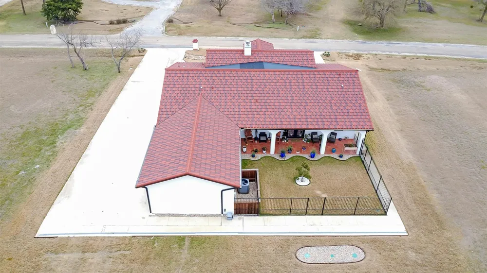 3233 Francisco Bay Drive Kerens, TX 75144