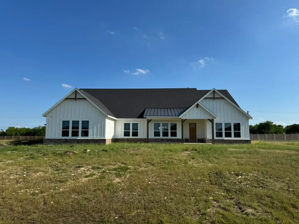 12213 Crystal Drive Krum, TX 76249