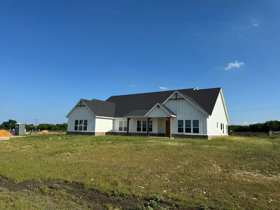 12213 Crystal Drive Krum, TX 76249