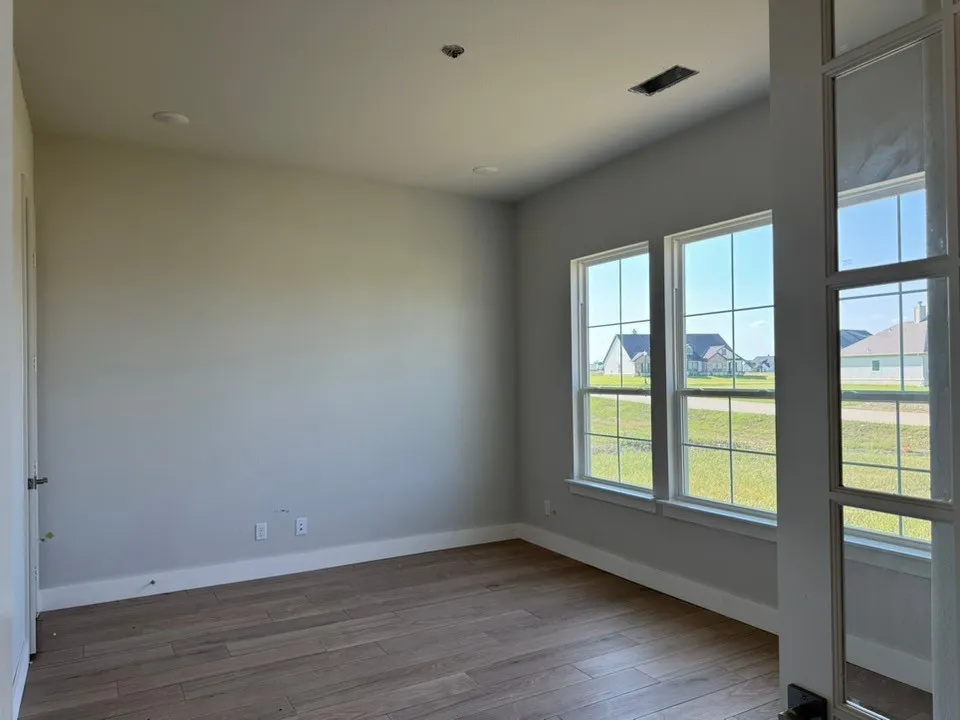 12213 Crystal Drive Krum, TX 76249