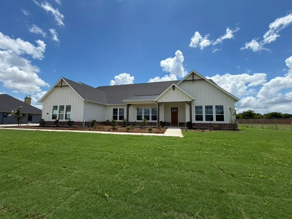 12213 Crystal Drive Krum, TX 76249
